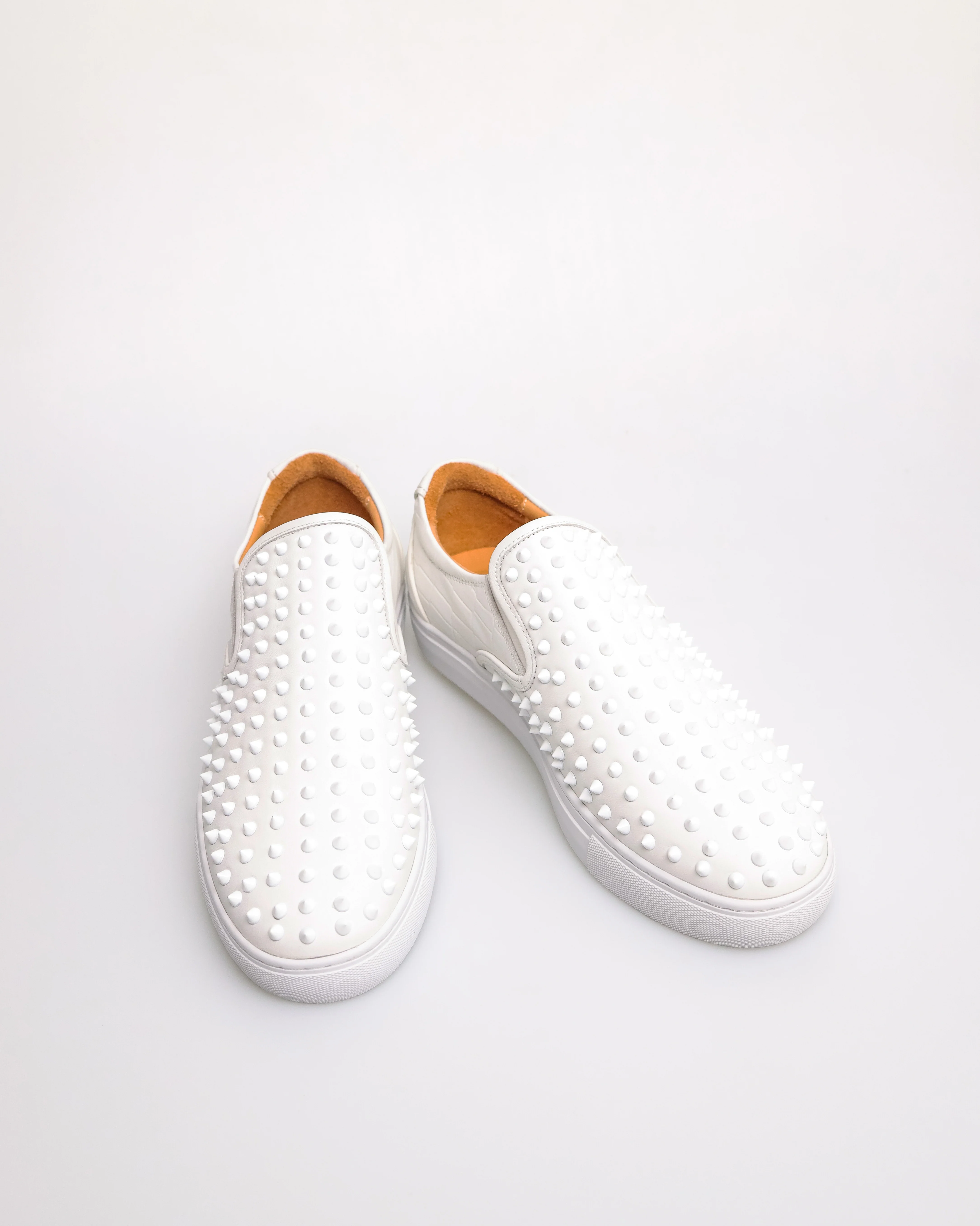Tomaz C556 Men's Studded Sneakers - Image 6