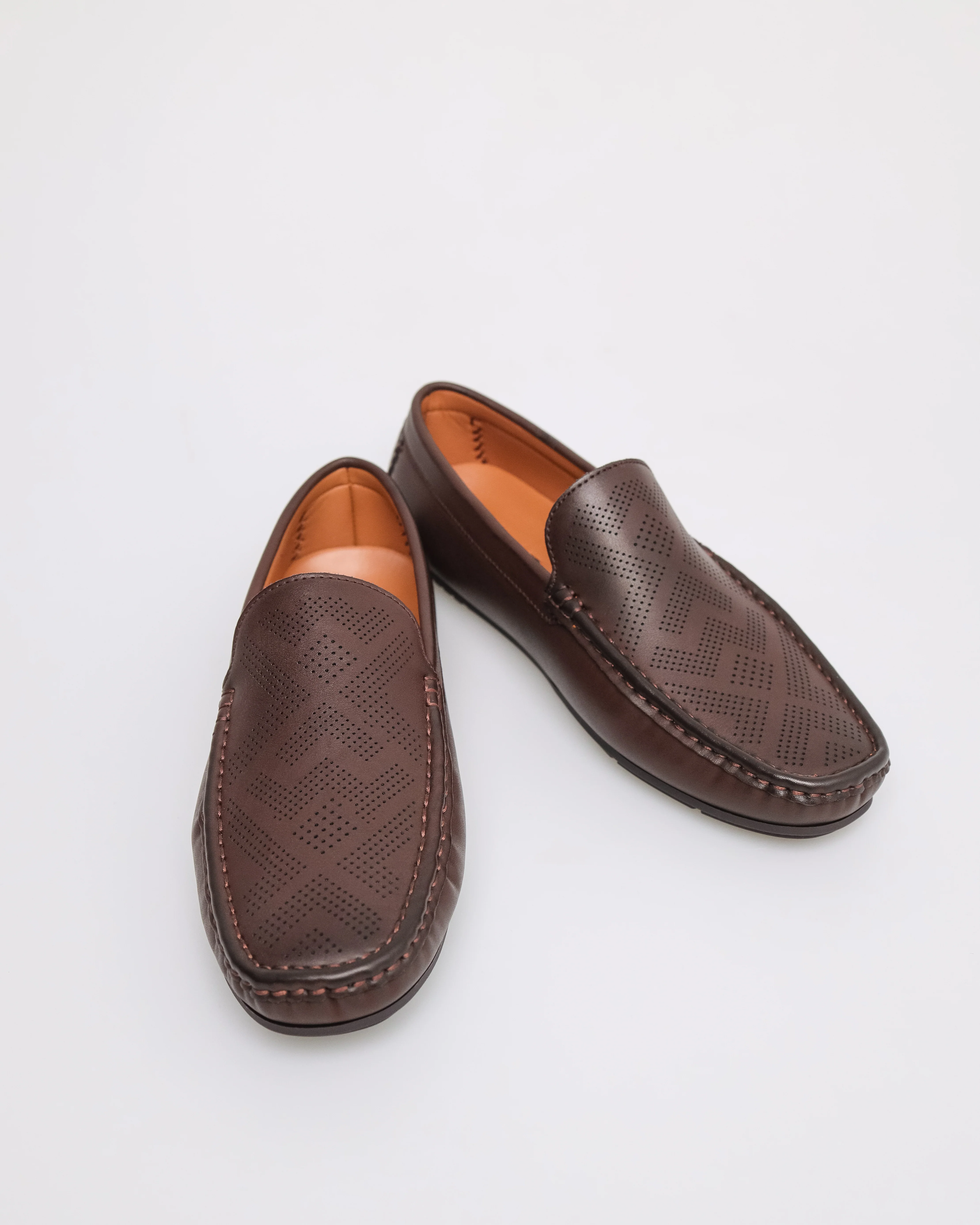 Tomaz C582 Men's Plain Moccasins - Image 6
