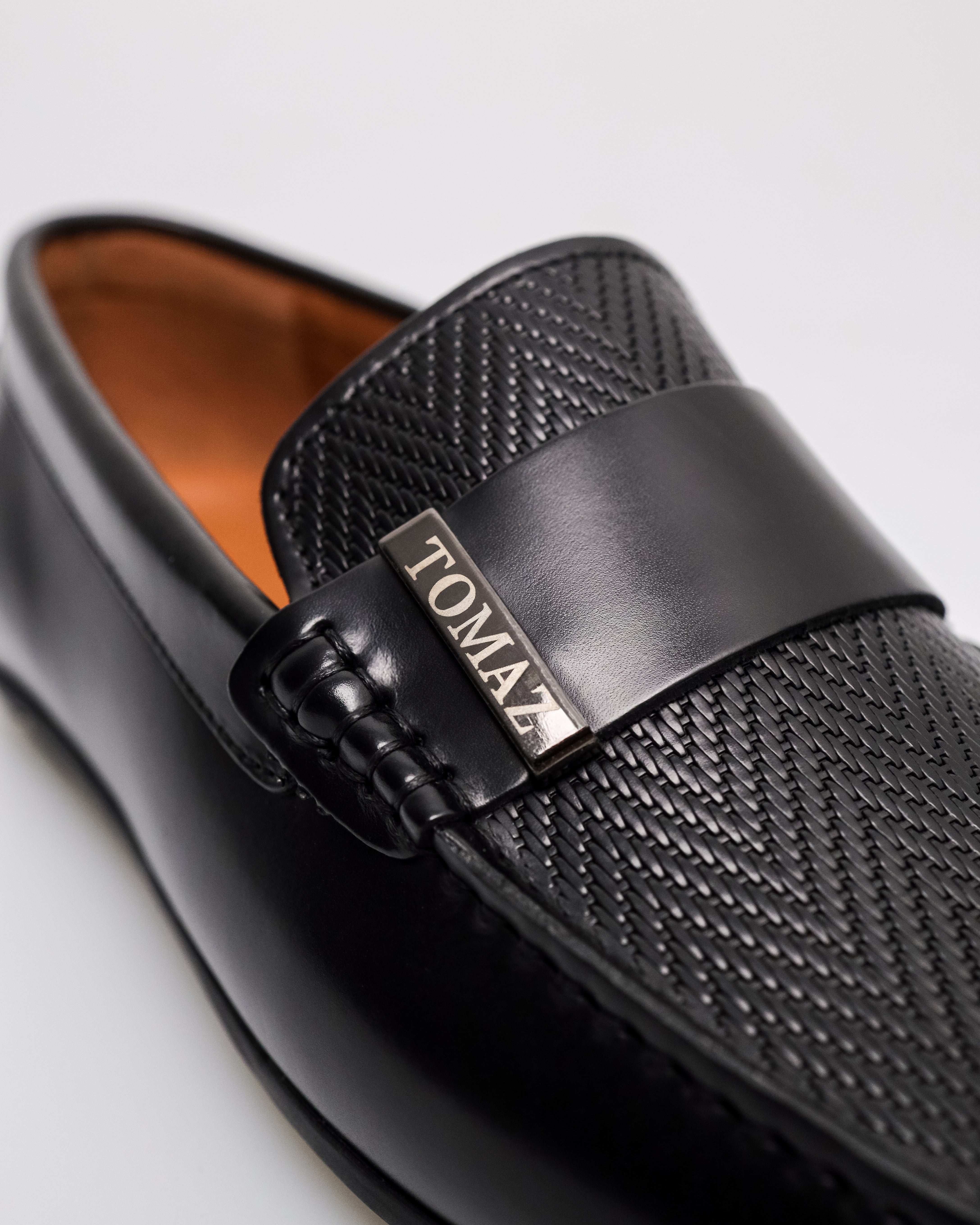 Tomaz C671 Men's Classic Textured Moccasins - Image 8