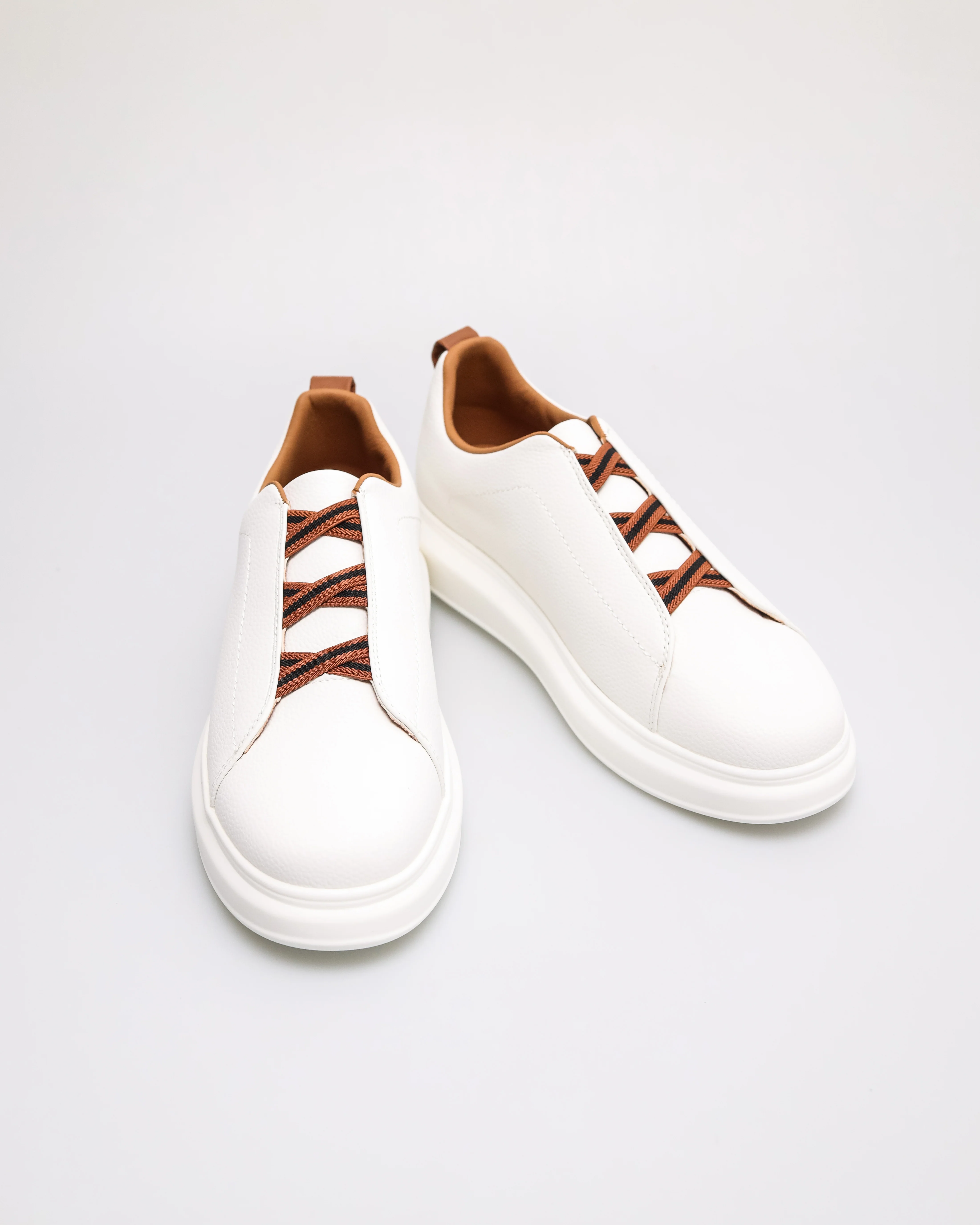 Tomaz C687 Men's Crisscross Elastic Strap Sneakers - Image 2