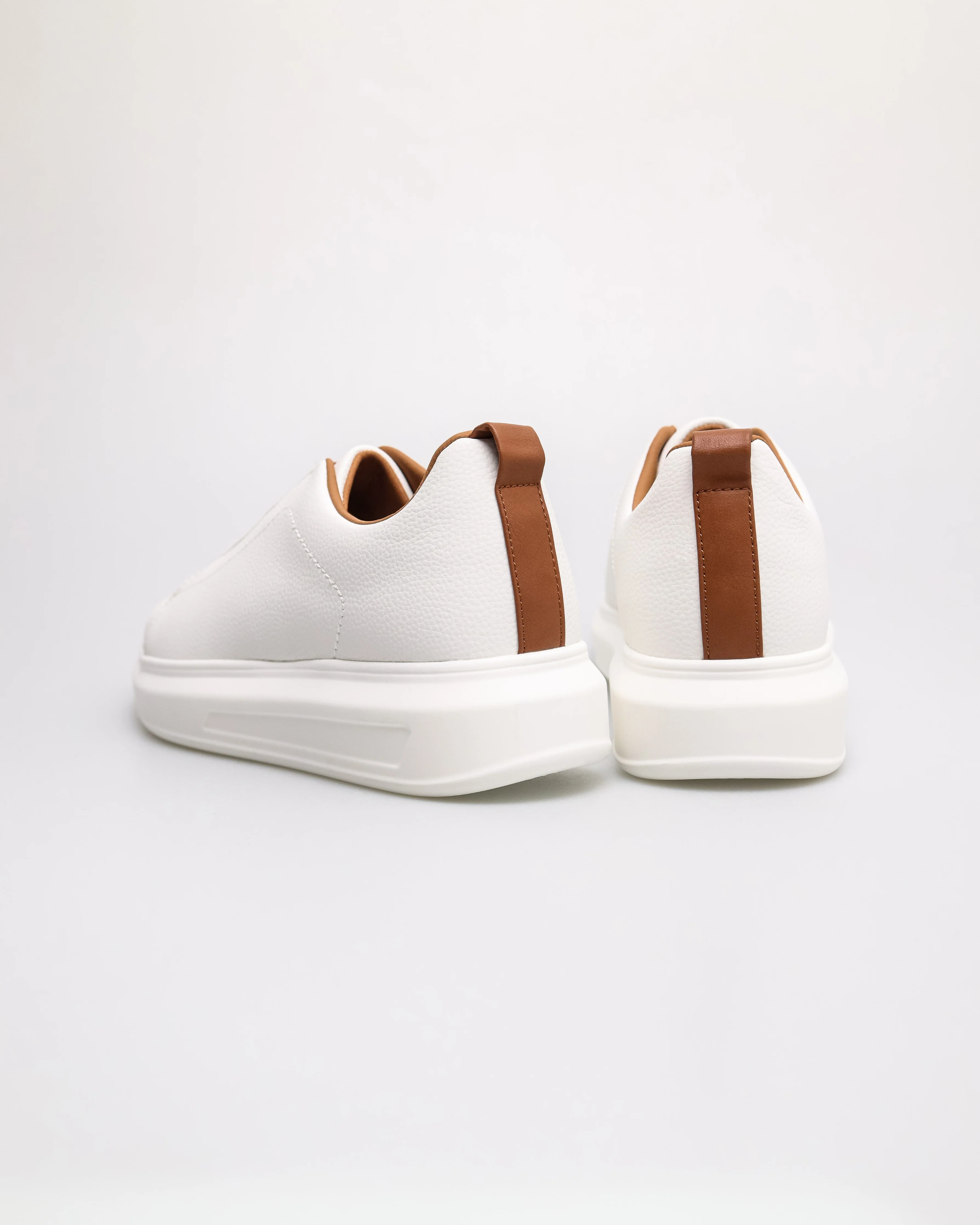 Tomaz C687 Men's Crisscross Elastic Strap Sneakers - Image 3