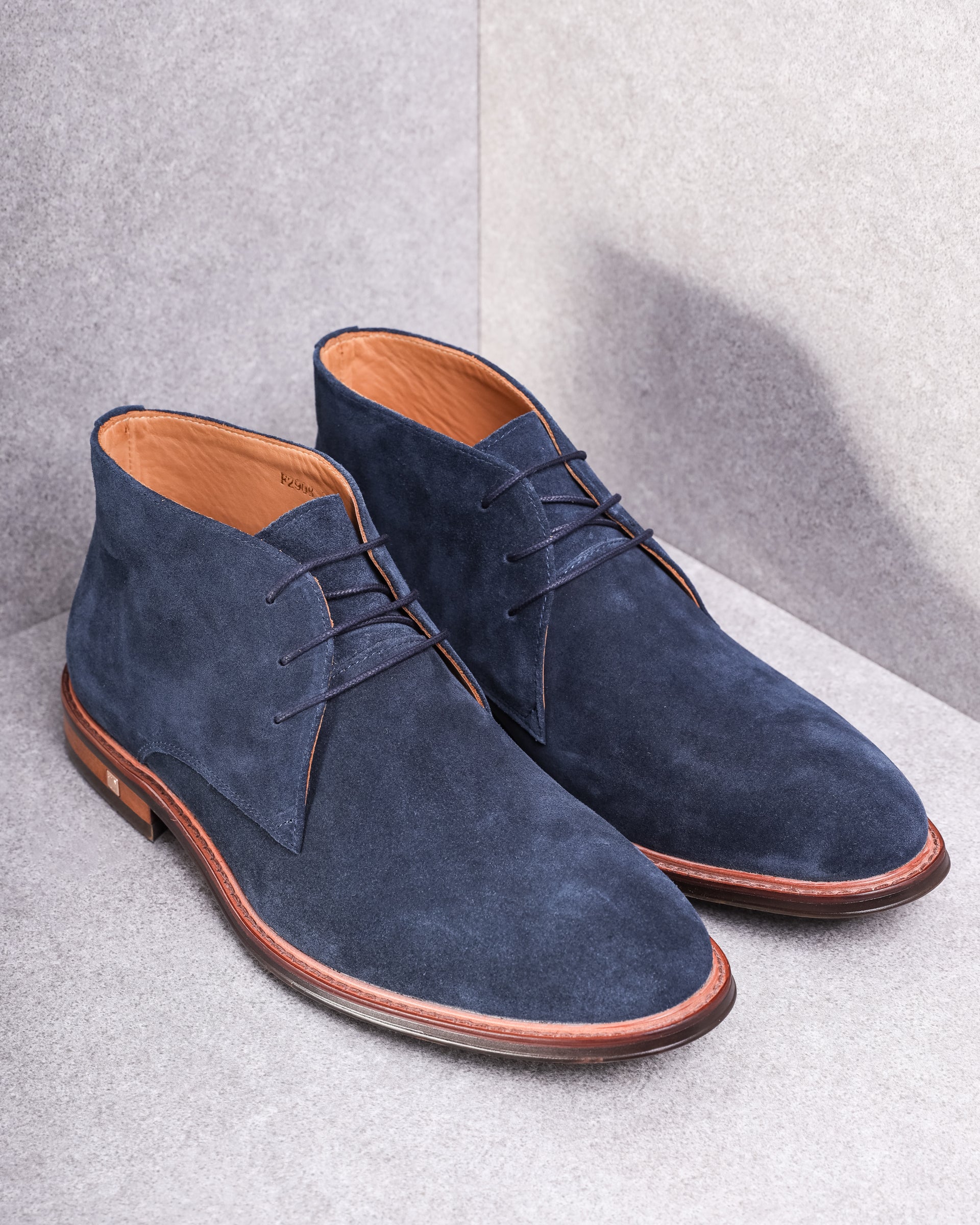 Tomaz F290B Men's Suede Boot - Image 9