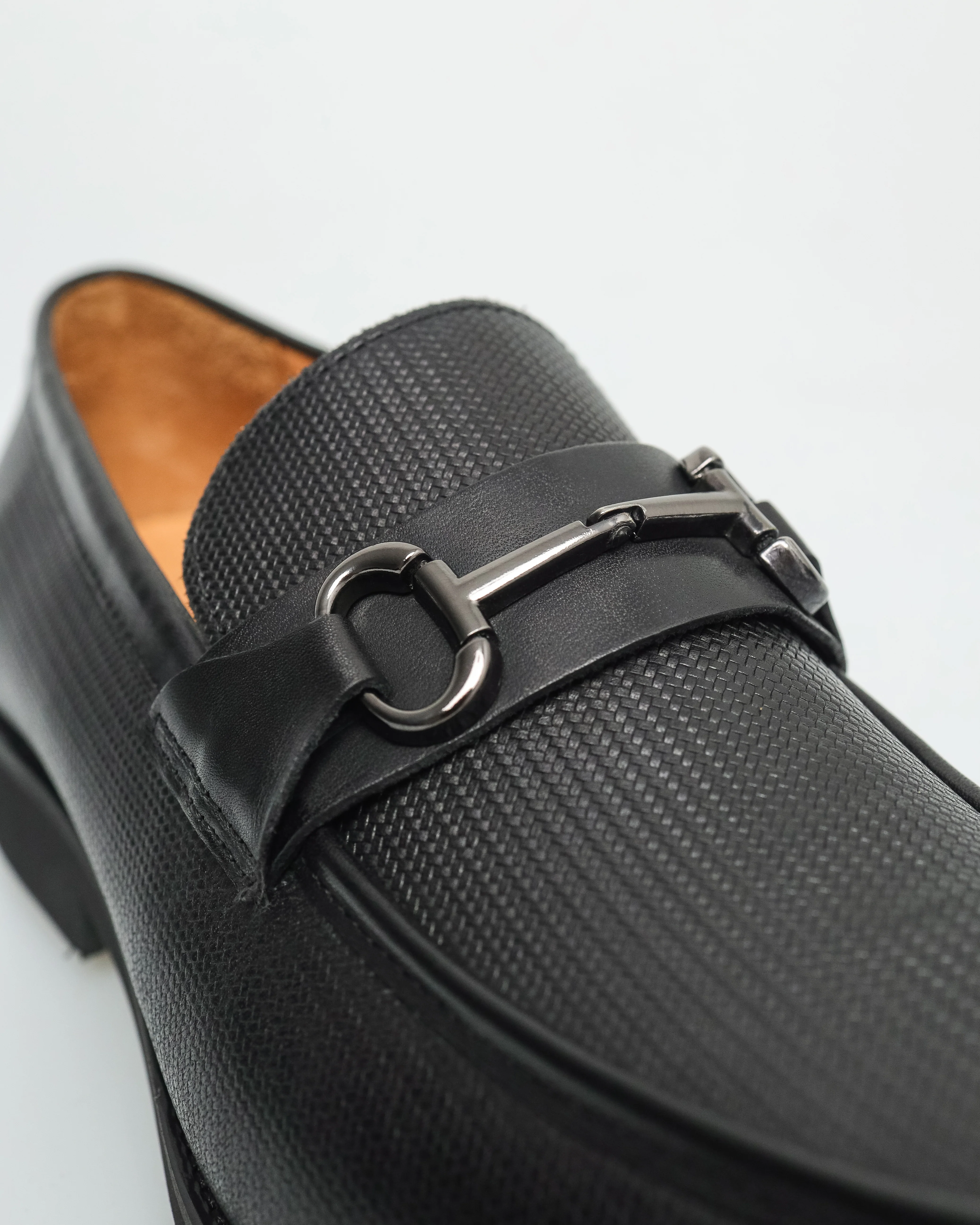 Tomaz F336 Men's SleekEdge Buckle Loafer - Image 12