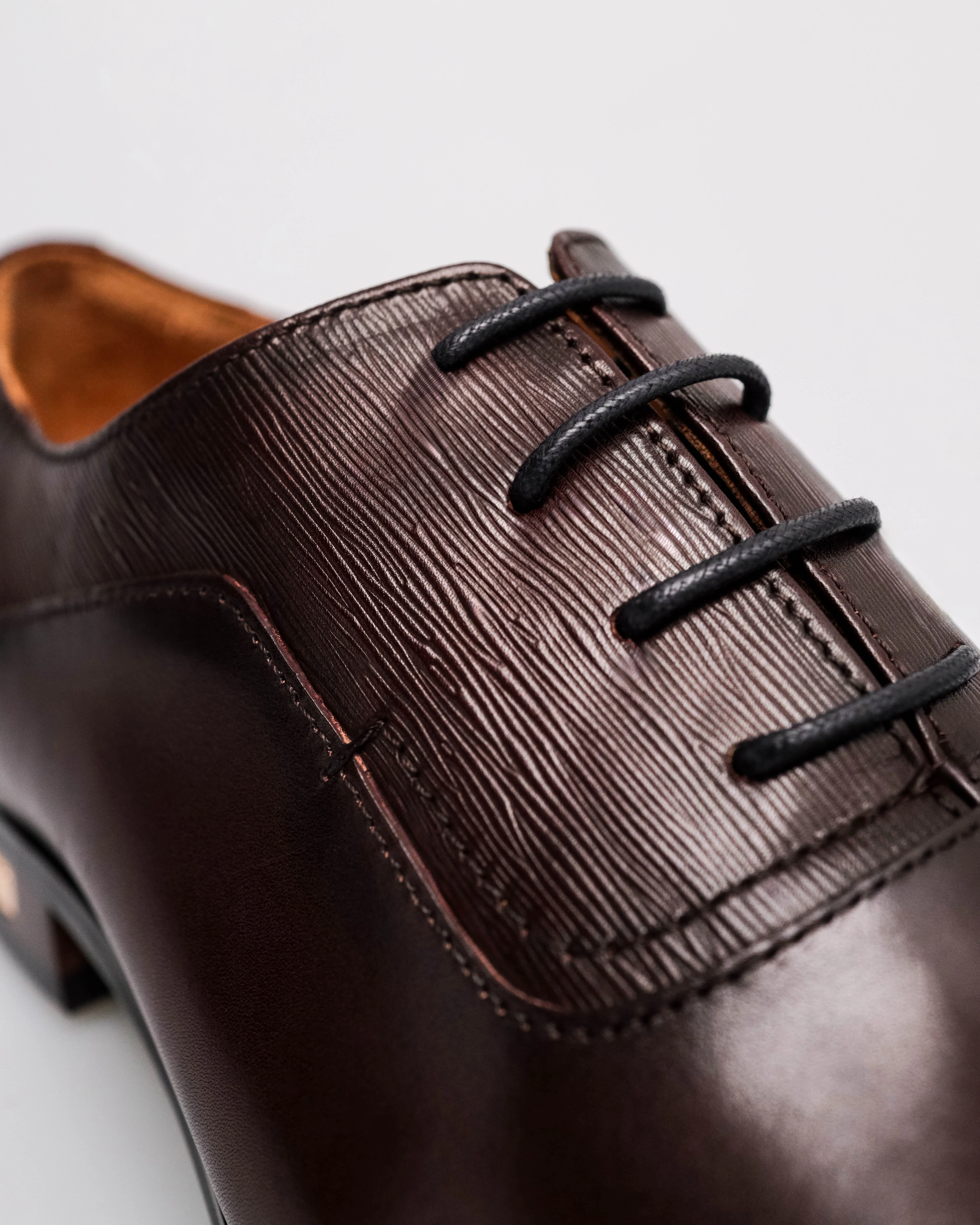 Tomaz F339 Men's Oxford - Image 8