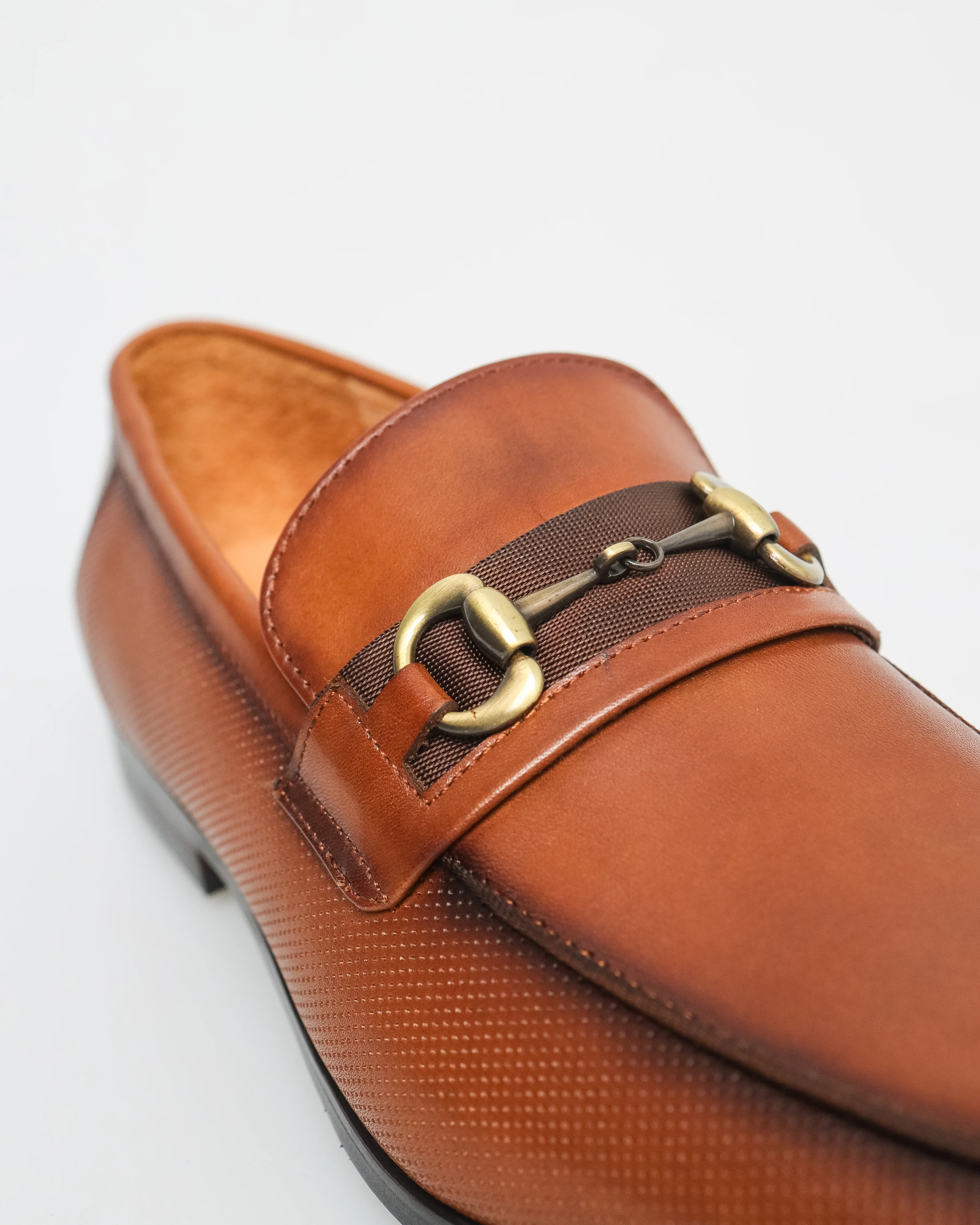 Tomaz F368 Men's Buckle Loafer - Image 8