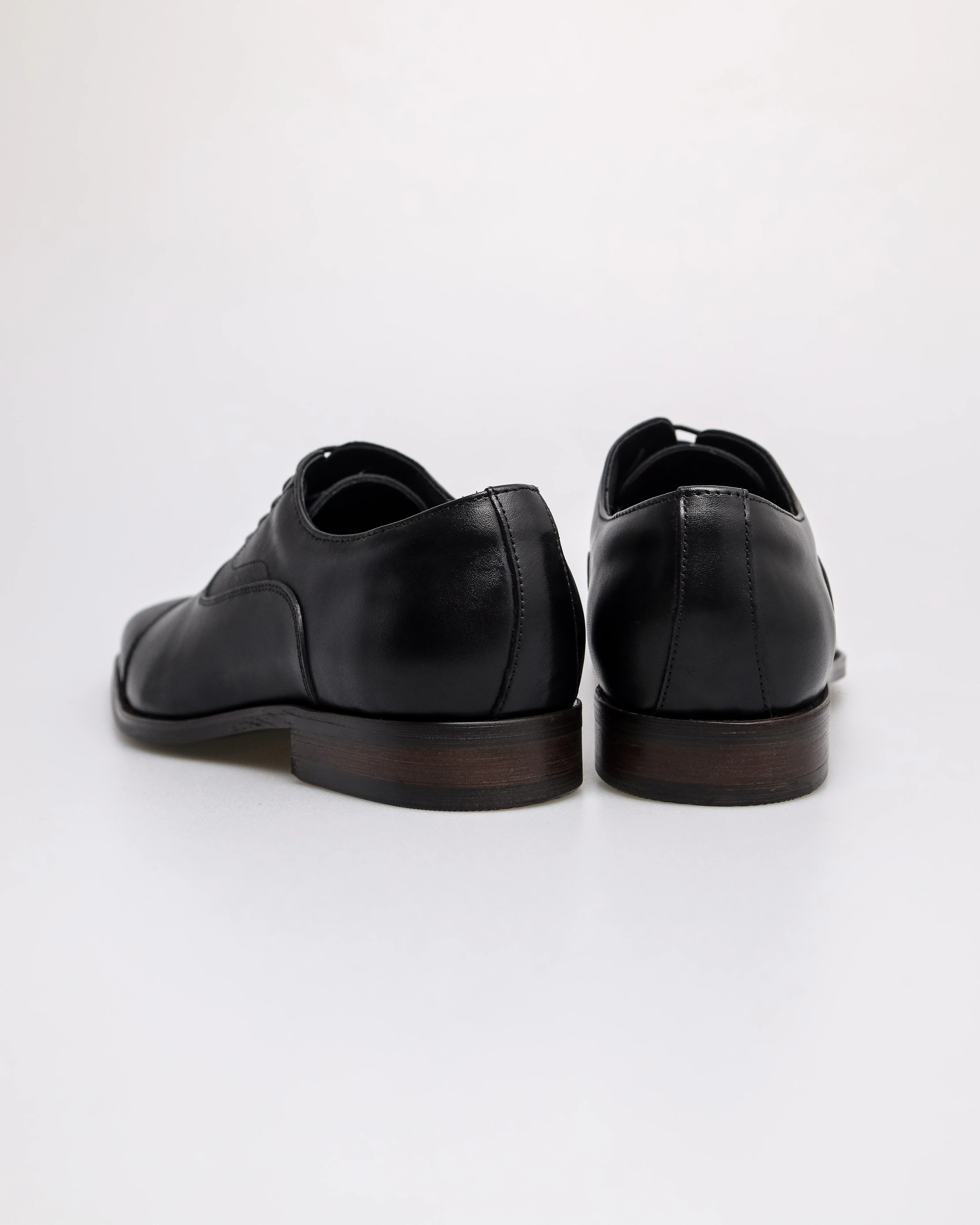 Tomaz F436 Men's Captoe Oxford - Image 3