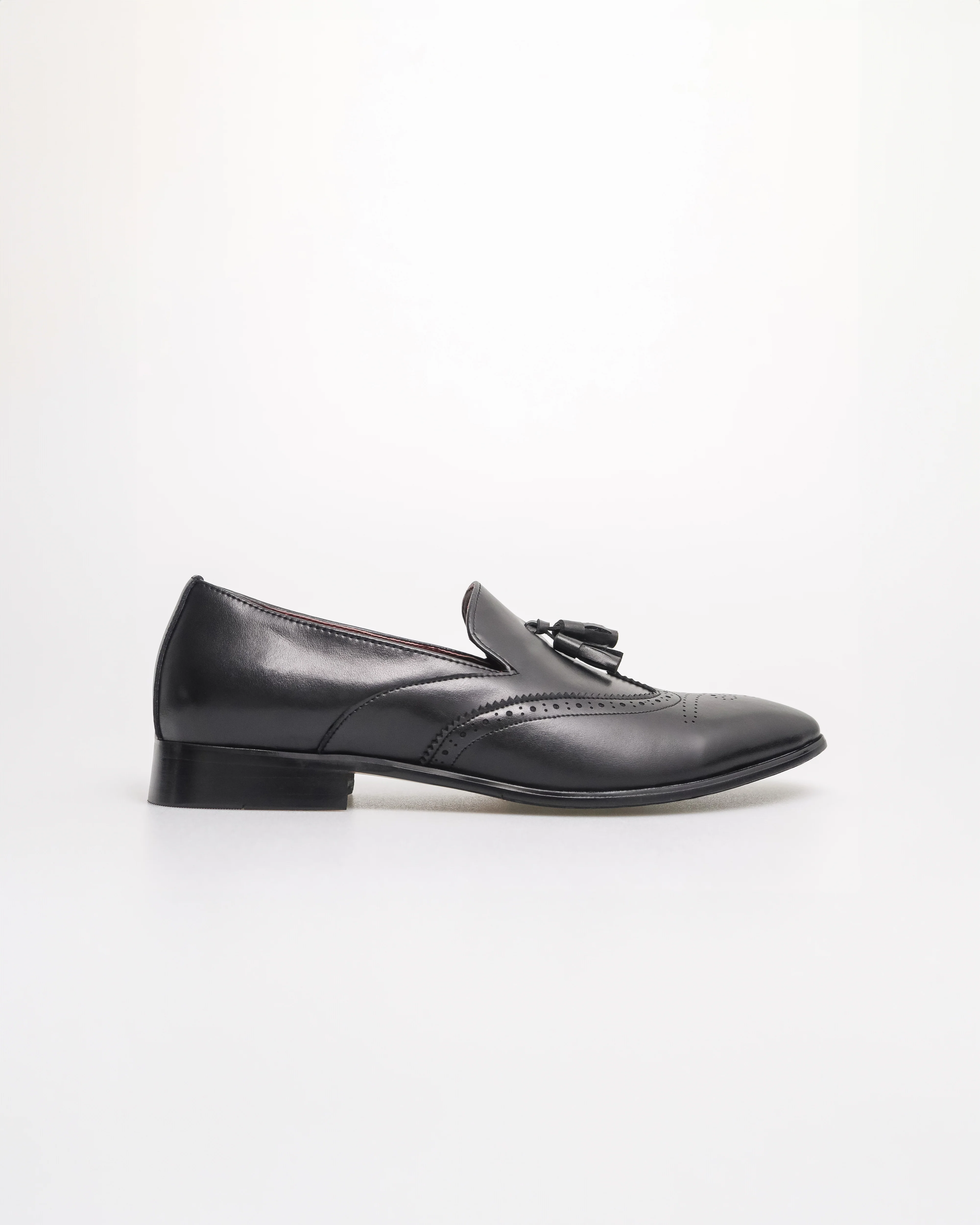 Tomaz HF100 Men's Wingtip Tassel Loafer