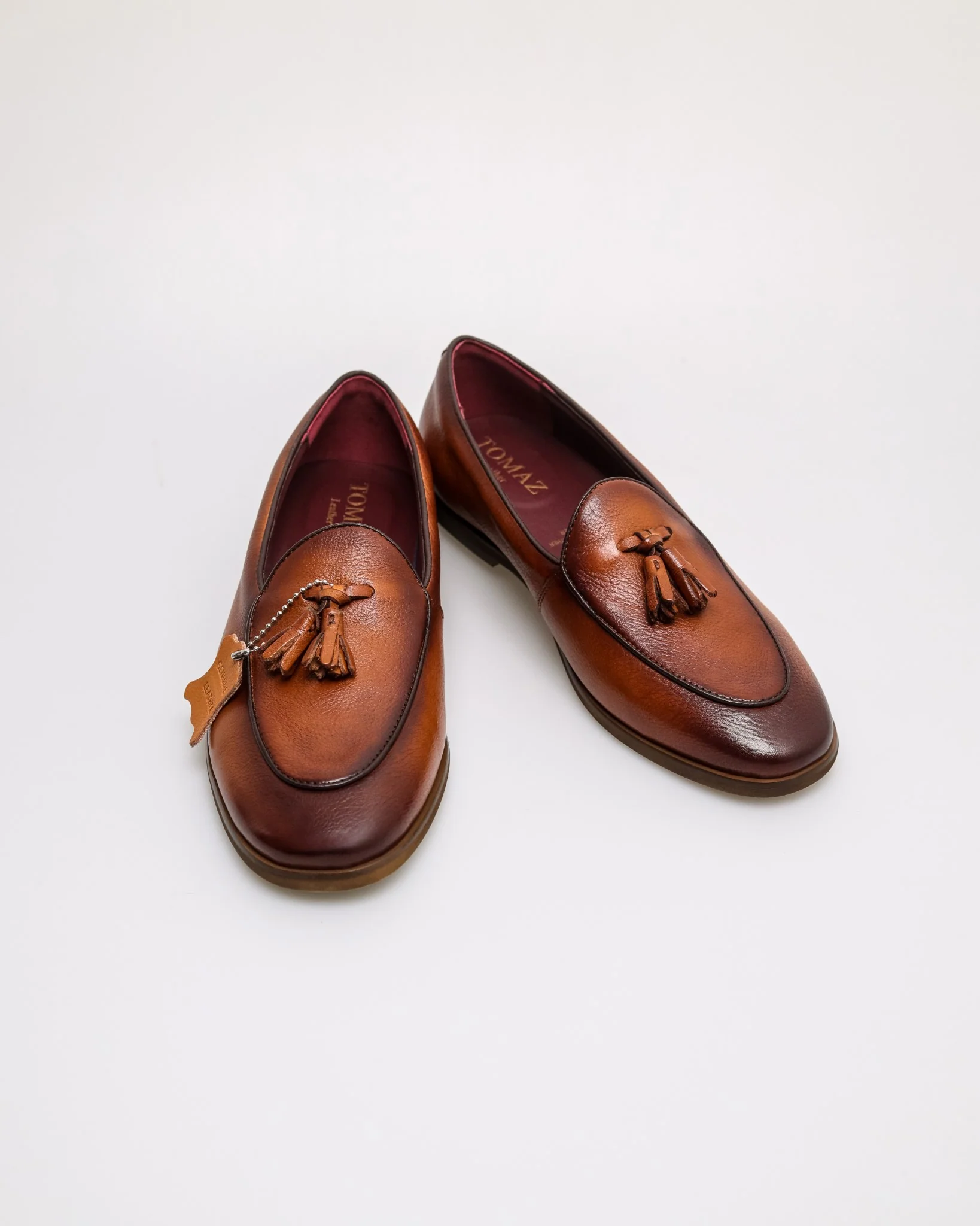 Tomaz HF118 Men's Classic Gradient Tassel Loafers - Image 2