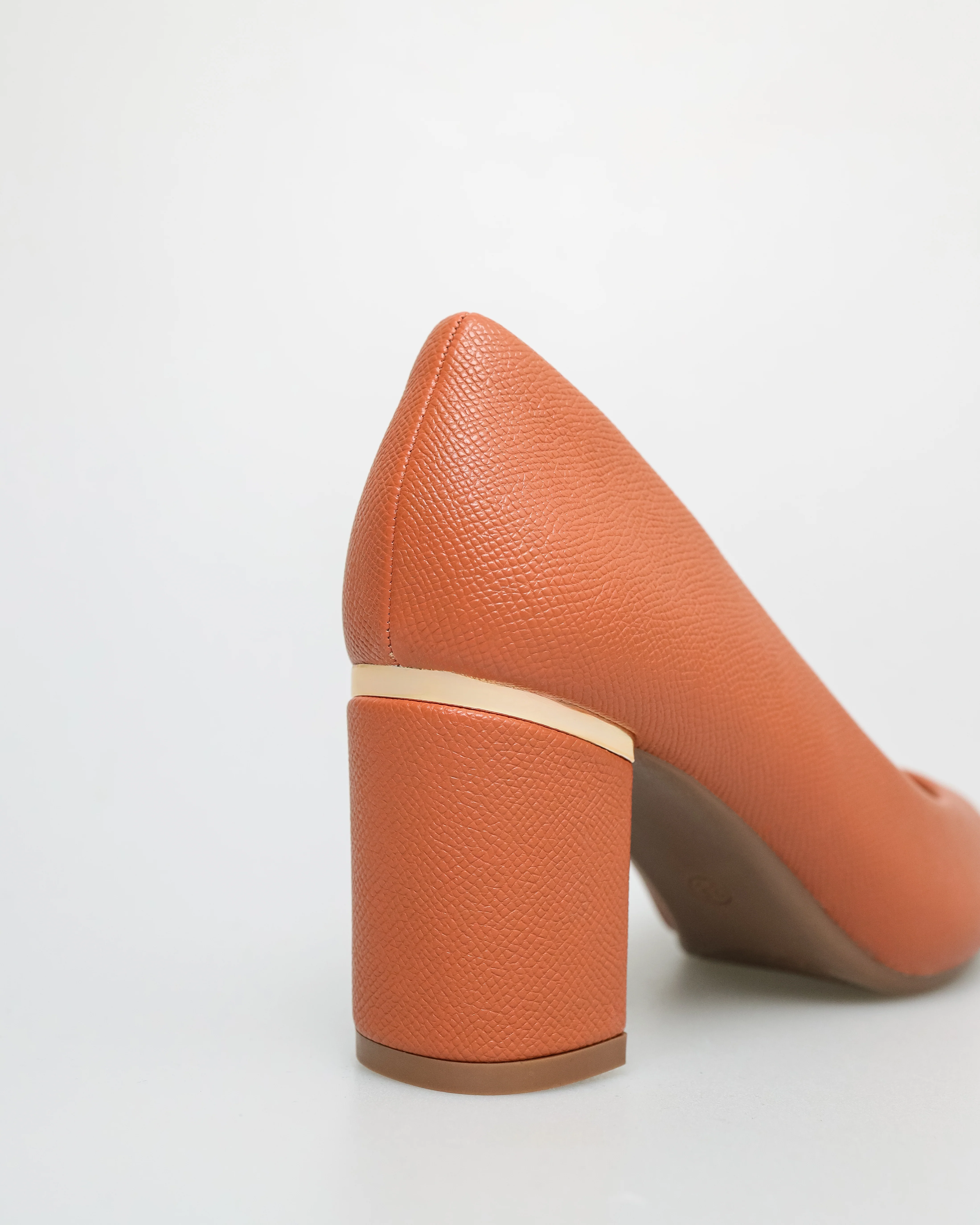 Tomaz NN316 Ladies Pointy Heels - Image 12