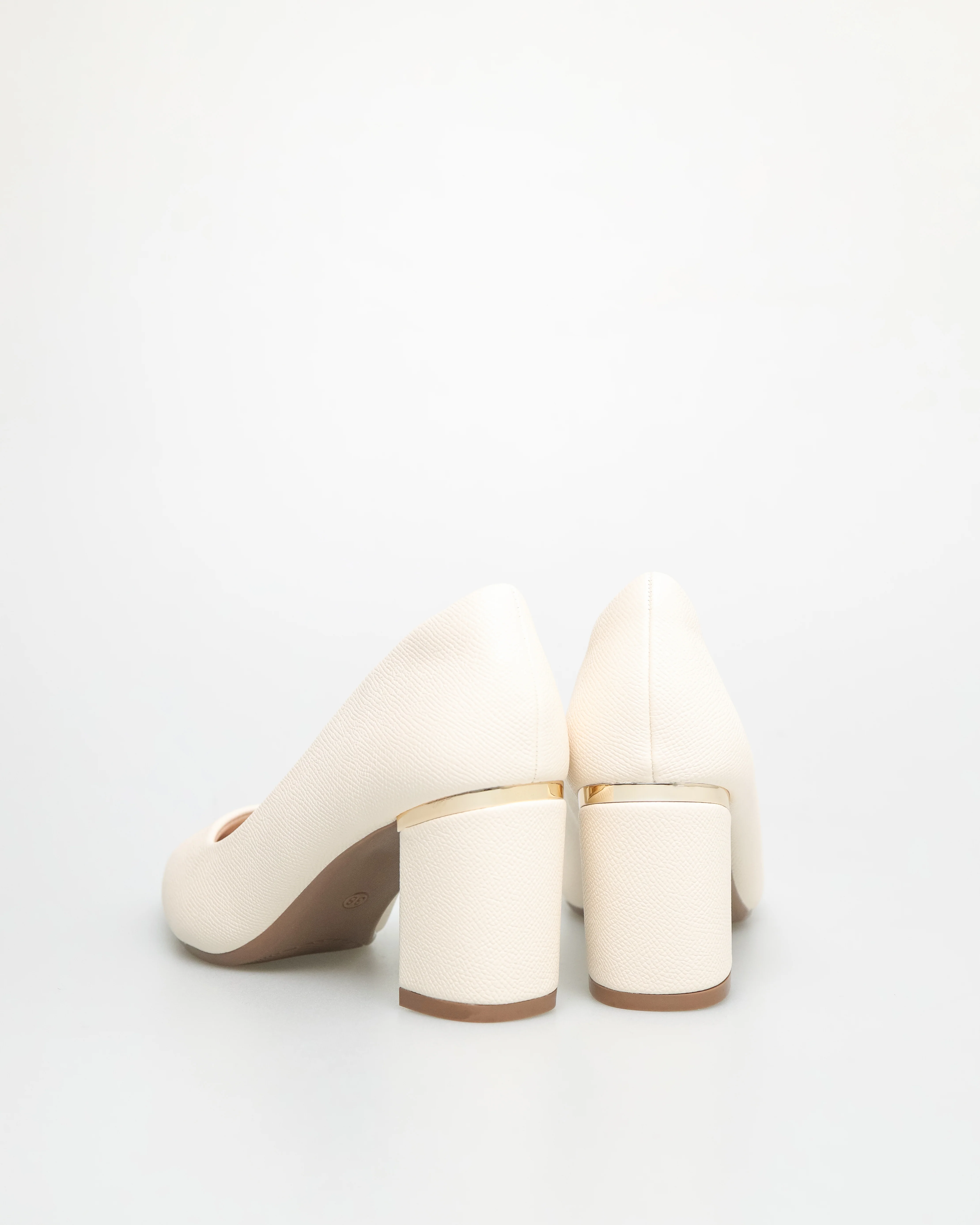 Tomaz NN316 Ladies Pointy Heels - Image 3