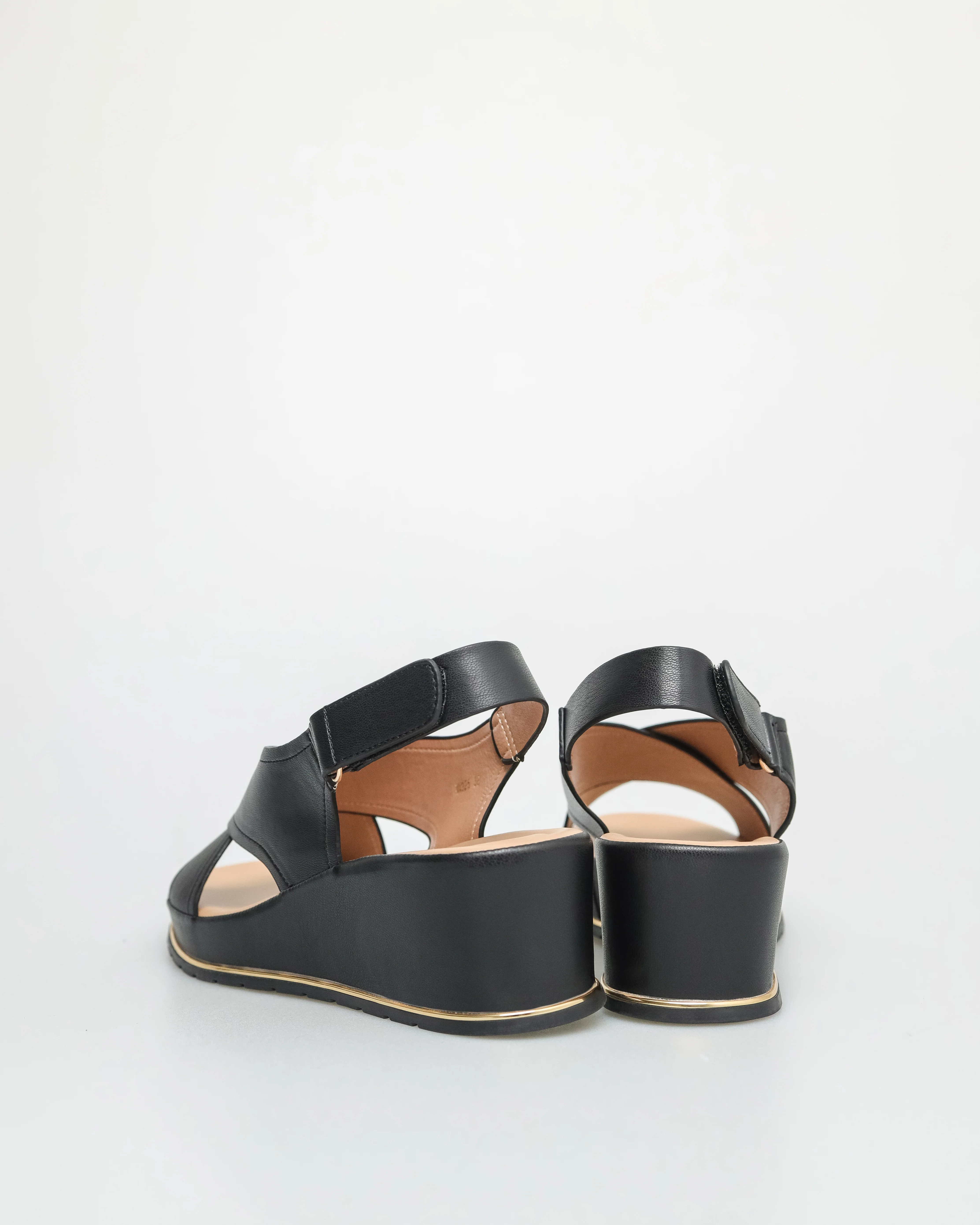 Tomaz NN325 Ladies Double Cross Strap Sandal - Image 15