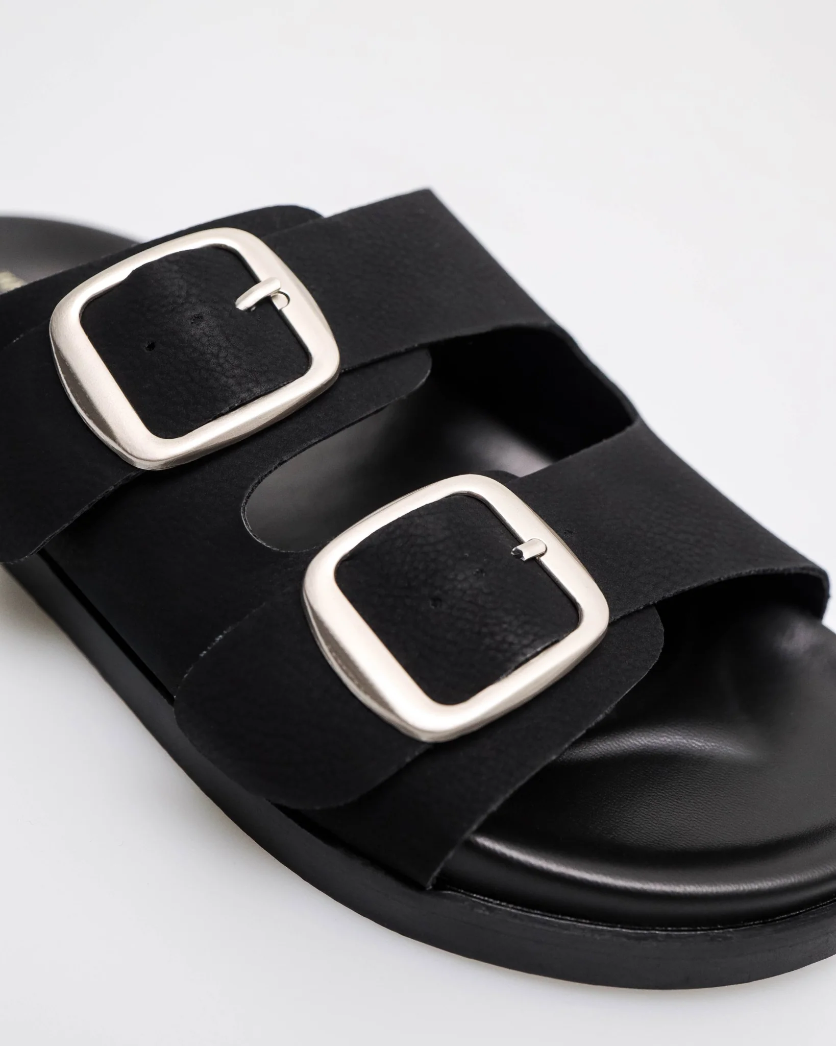 Tomaz NN456 Ladies Cozy Buckle Sandal - Image 4