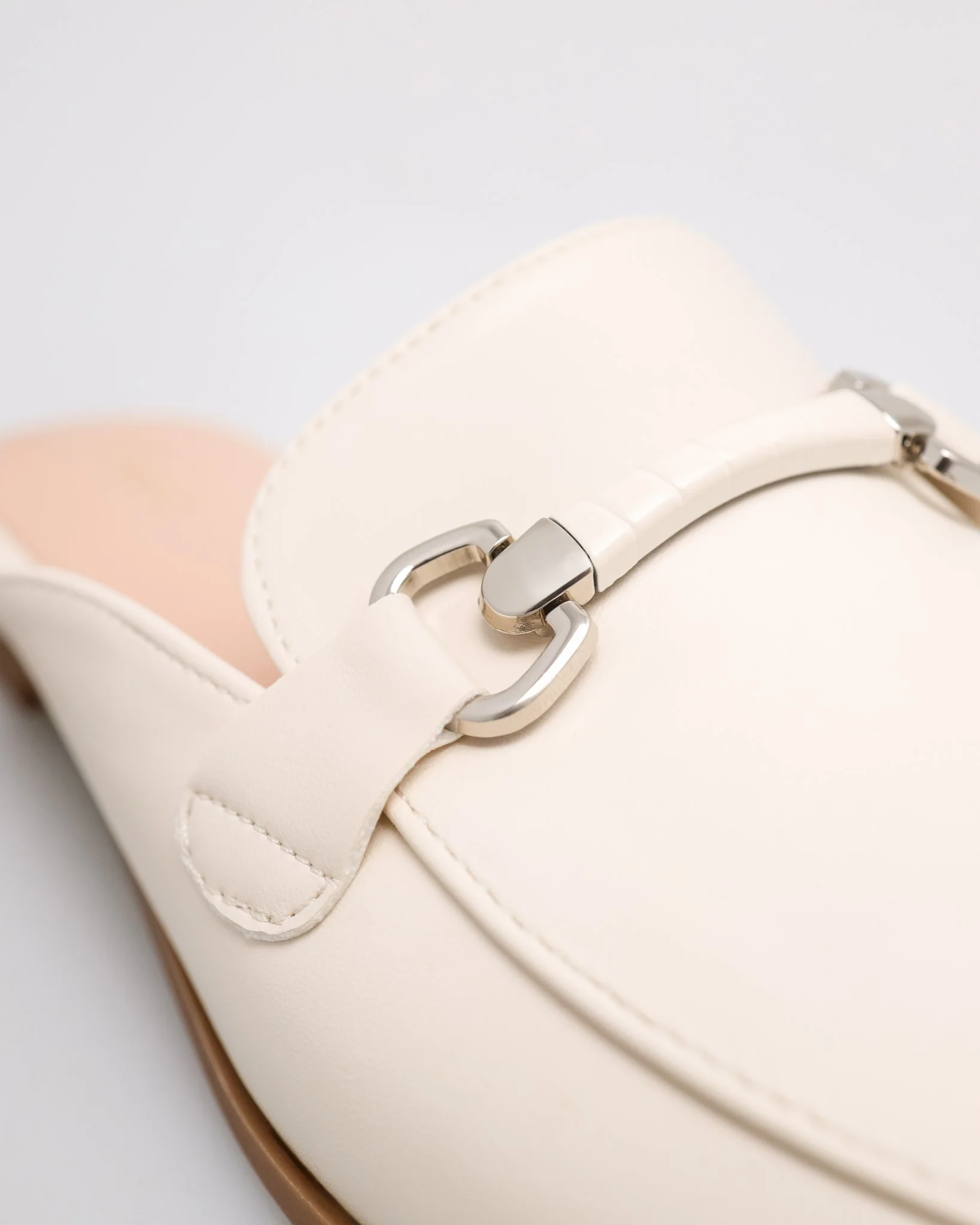 Tomaz NN633 Ladies Horsebit Mules - Image 4