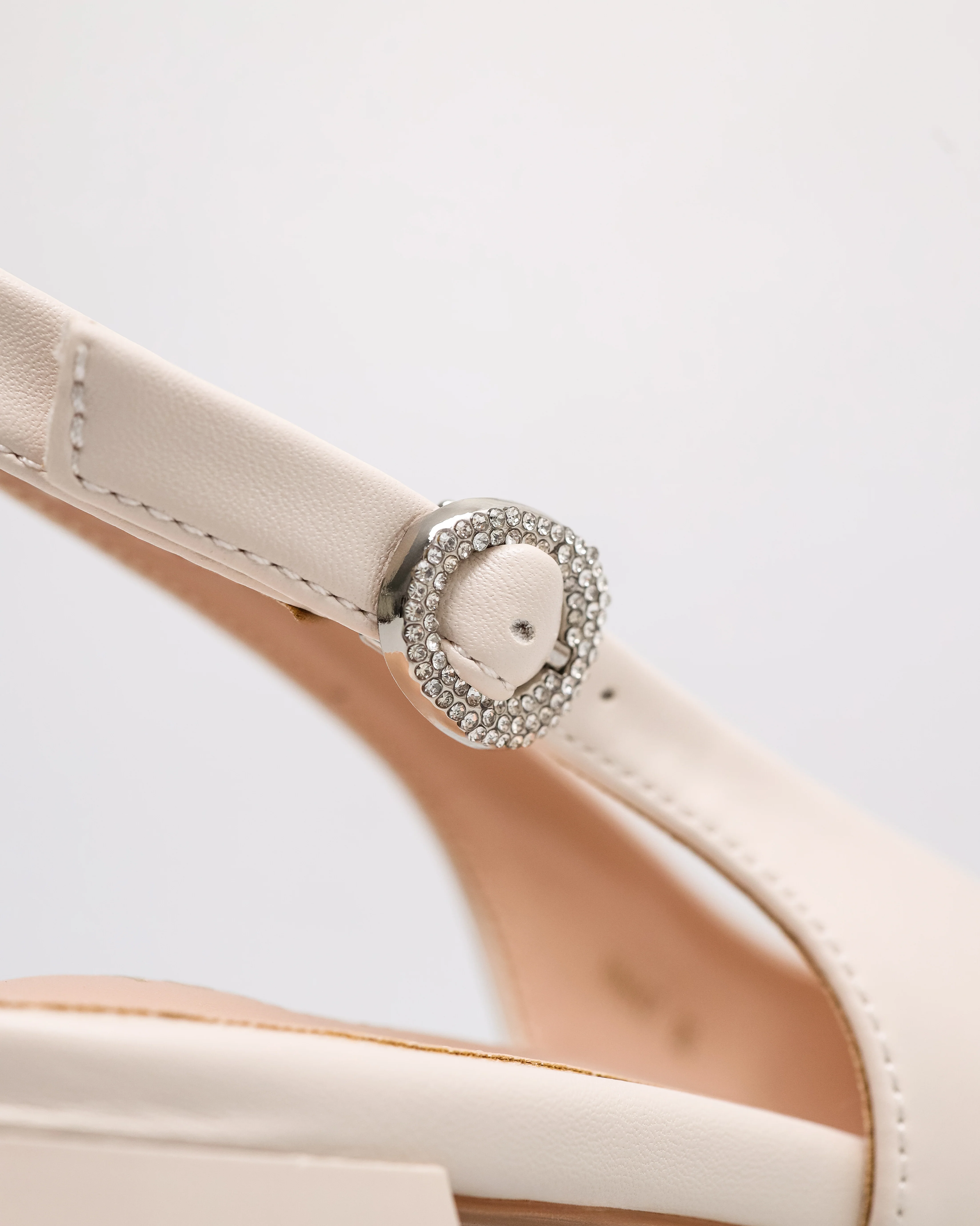 Tomaz NN647 Ladies Slingback Block Heels - Image 8