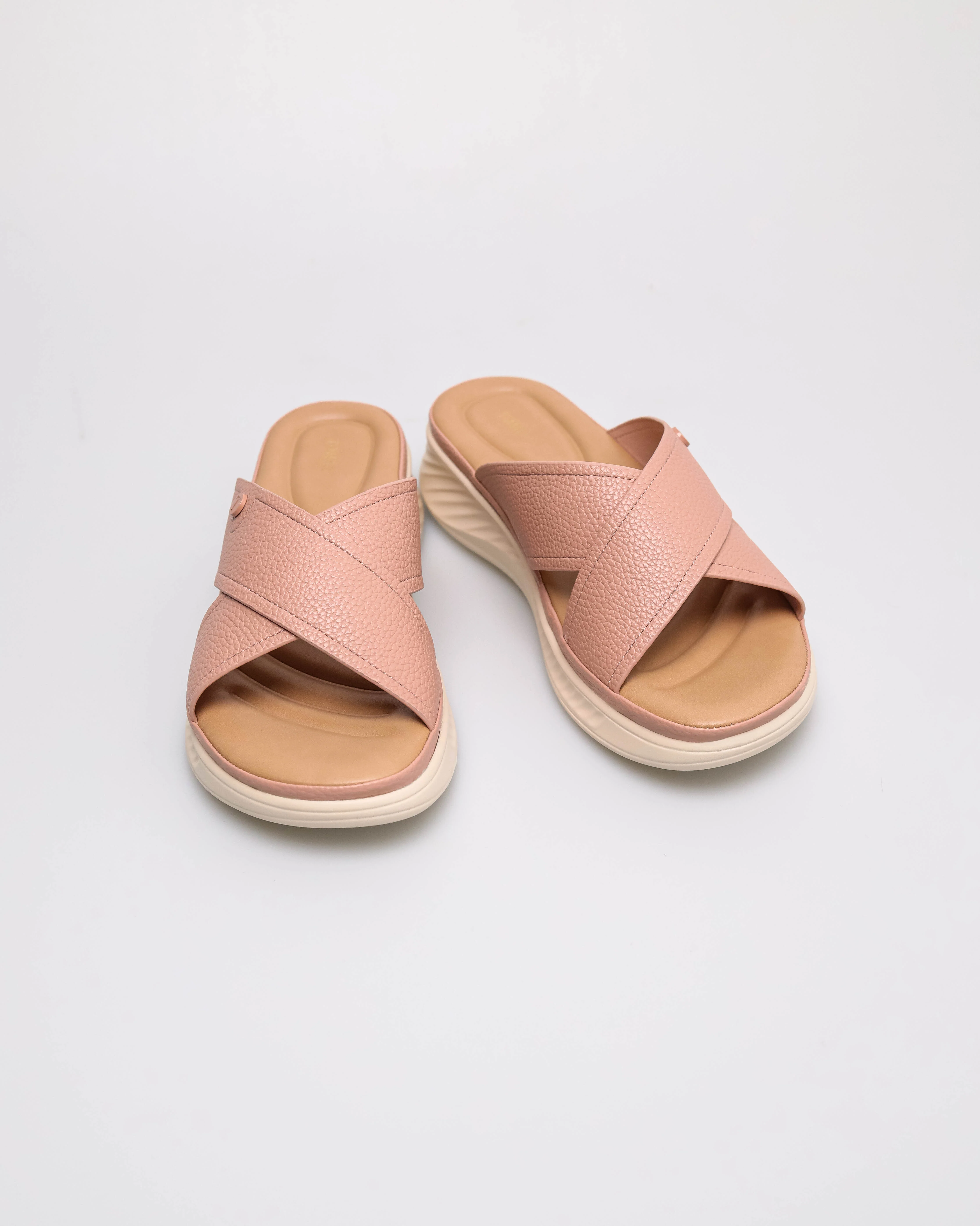Tomaz NN666 Ladies Cross Strap Sandal - Image 2