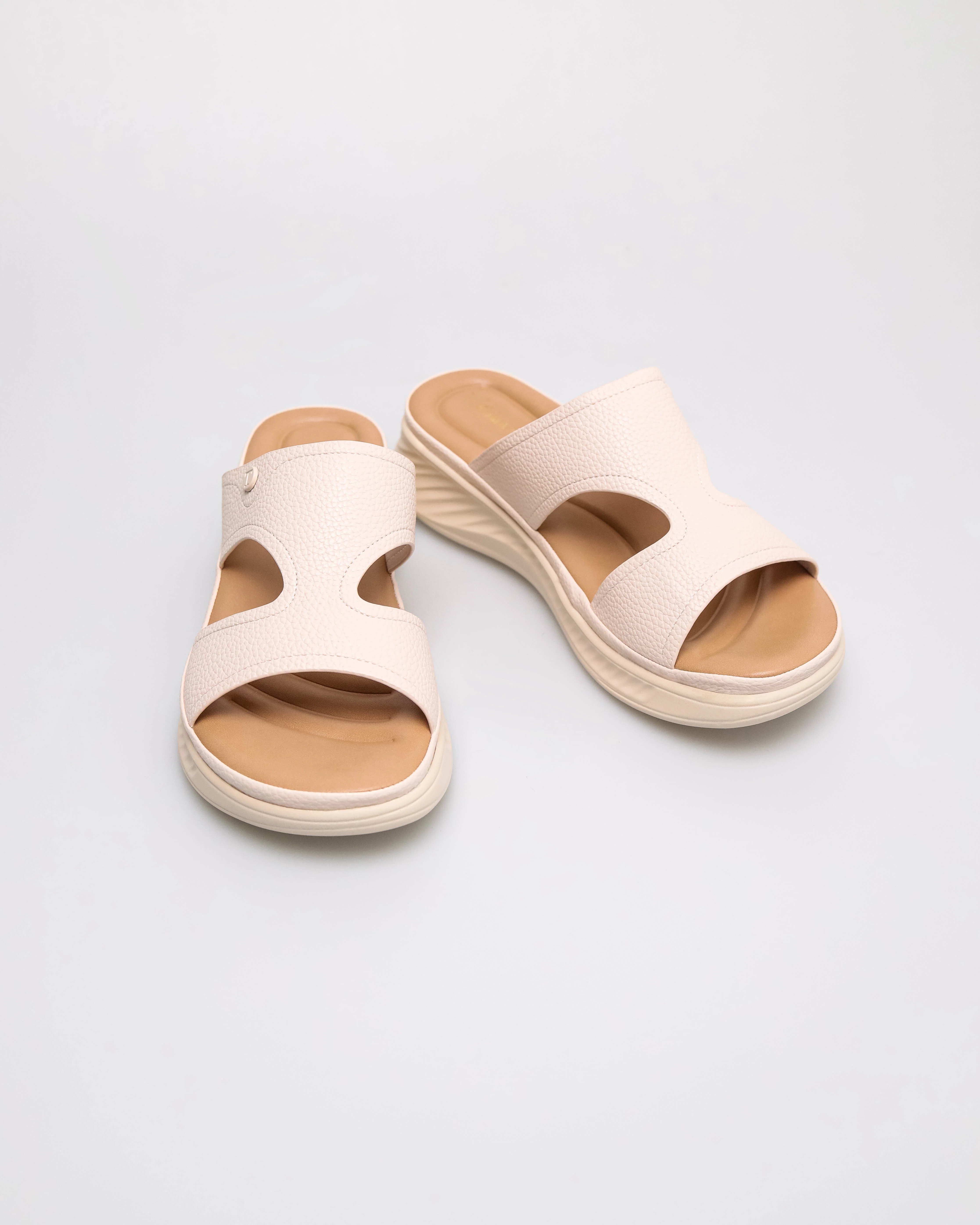 Tomaz NN676 Ladies Basic Sandal - Image 6