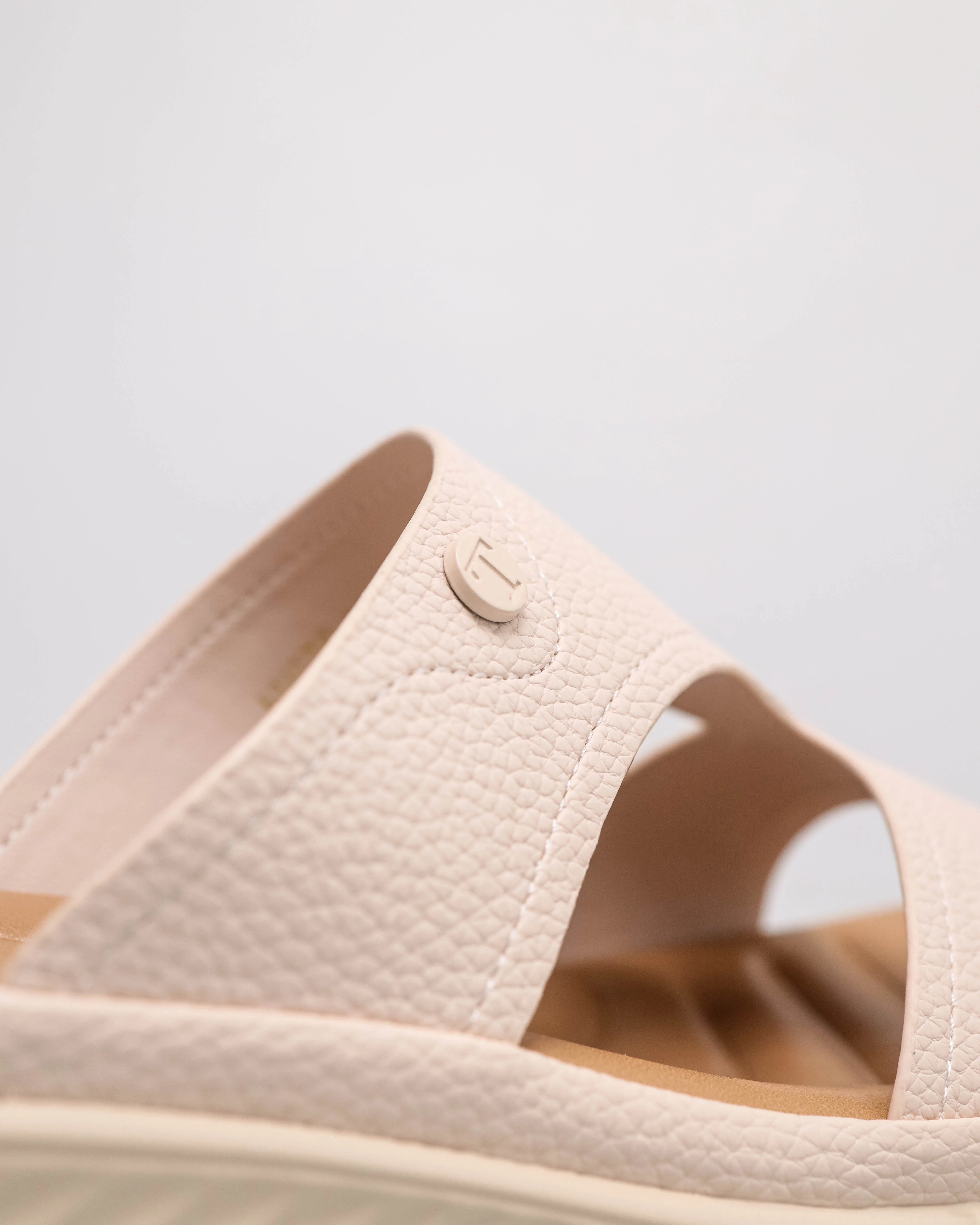 Tomaz NN676 Ladies Basic Sandal - Image 8