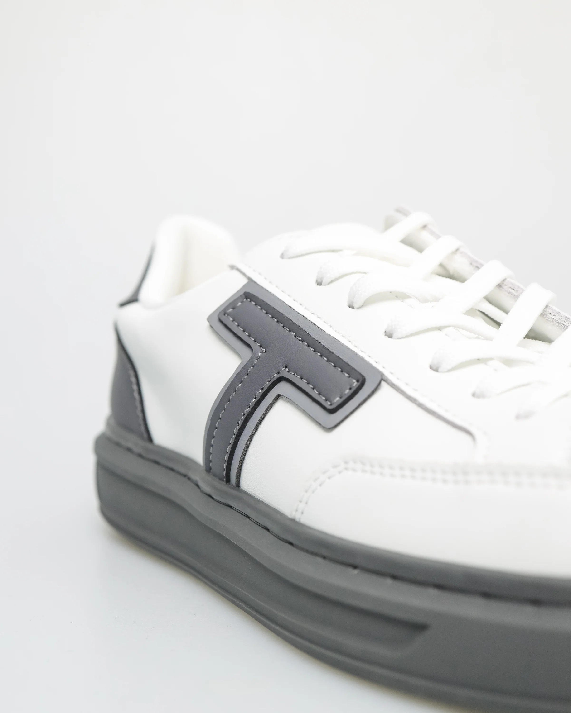 Tomaz TY016 Men's Urban Classic Sneakers - Image 16