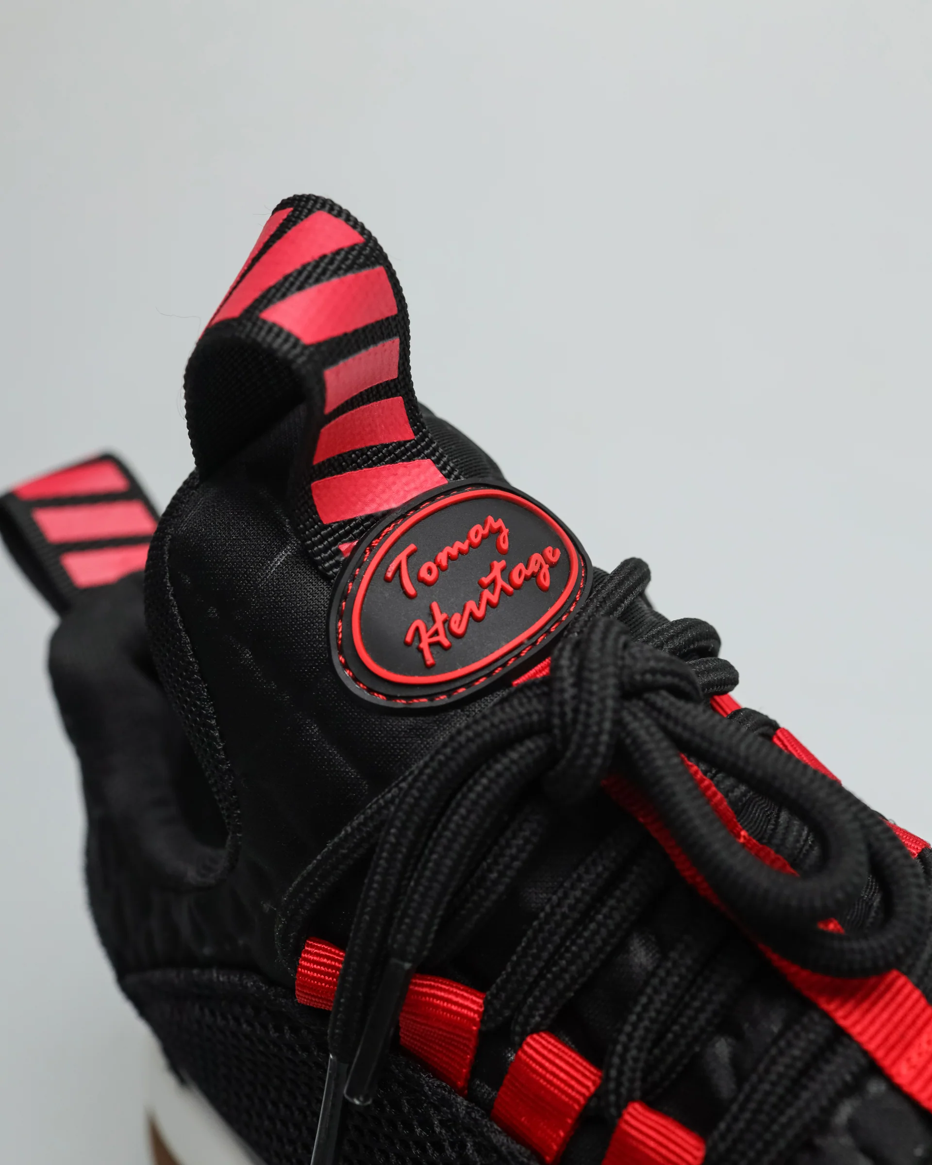 Tomaz VS001 Men's Sneakers - Image 4
